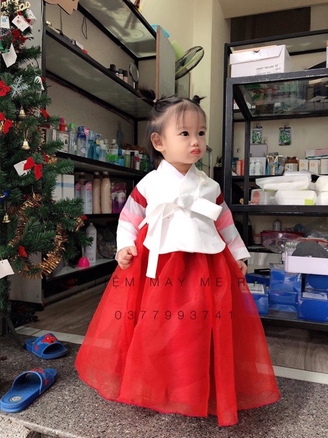 HANBOK ĐỎ CHO BÉ