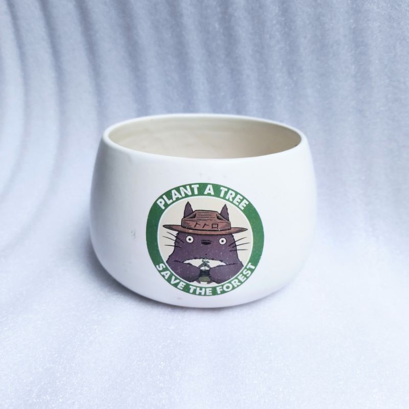 Chậu tròn hạt dẻ in hình cỡ S2, có đĩa hứng nước, chậu phù hợp trồng cây văn phòng, sen đá, xương rồng