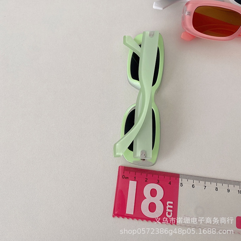 Kính vuông màu trơn chống tia UV400 phong cách Hàn Quốc cho bé