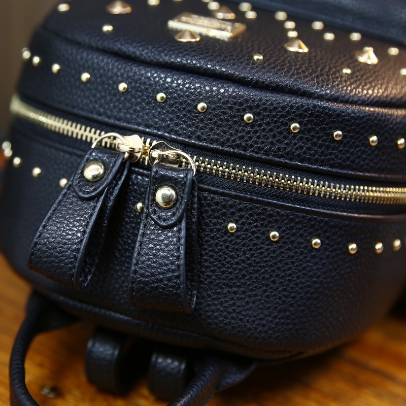 Ba Lô Da Đính Đinh Tán Thời Trang Dành Cho Nữ