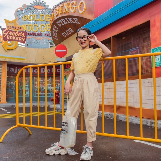 Quần kaki JOOKYLI bé gái chun Baggy xếp ly 22G1013