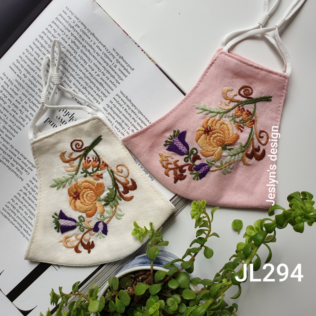 Khẩu trang thêu tay vải linen  JL294