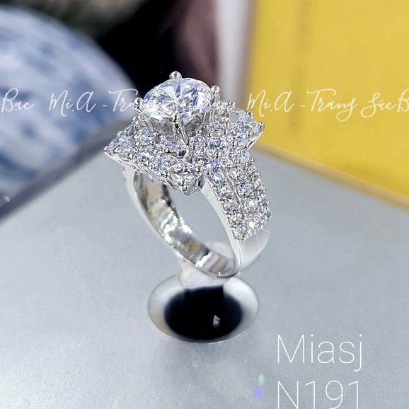 Nhẫn nữ bạc Ý S925 MiASJ mặt vuông đính đá pha lê cao cấp N191