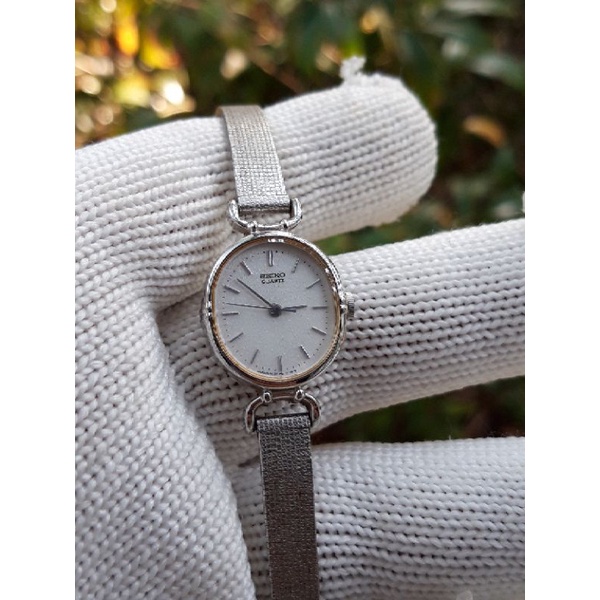 Đồng hồ nữ Seiko Quartz