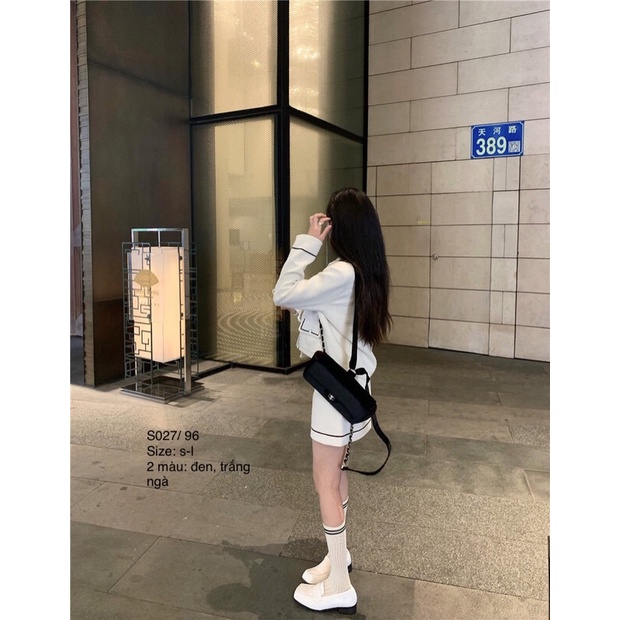 🌱 Set đồ xinh xắn này gồm khoác vest + chân váy dáng chữ A hack chân dài miên man
