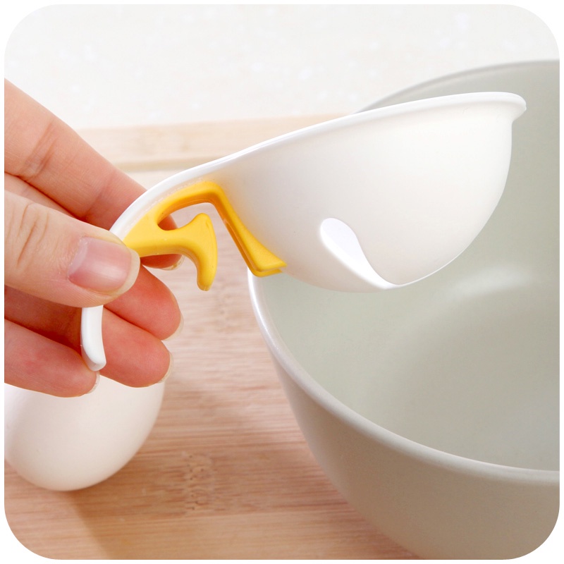 Dụng cụ tách lòng đỏ trắng trứng tiện dụng cho nhà bếp