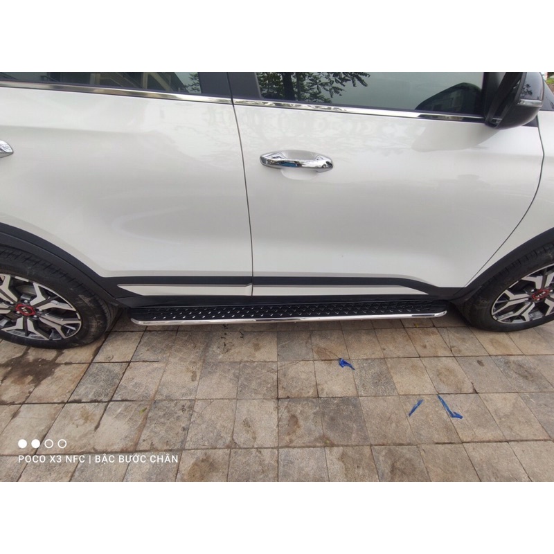 Bậc lên xuống, bệ bước chân ô tô cho KIA Seltos MỚI NHẤT