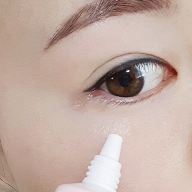 Tinh chất dưỡng mắt Prreti BERRY WHITE EYE SERUM | BigBuy360 - bigbuy360.vn