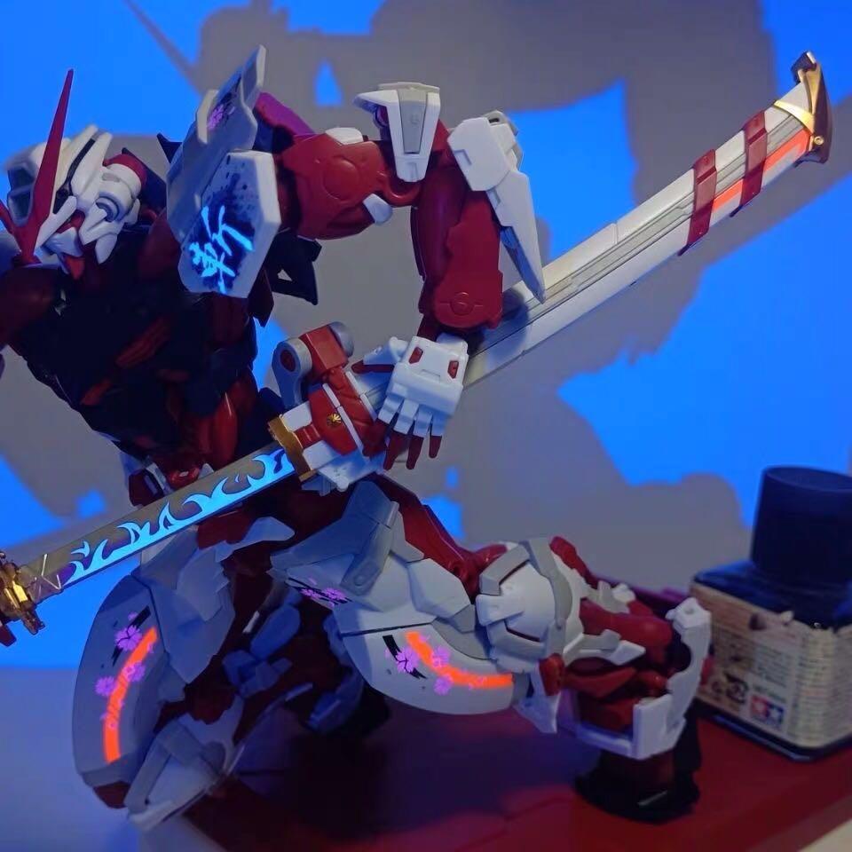 Decal Nước Phản Quang Mô Hình Gundam HiRM Astray Red / Blue / Noir Gunpla Water Decal