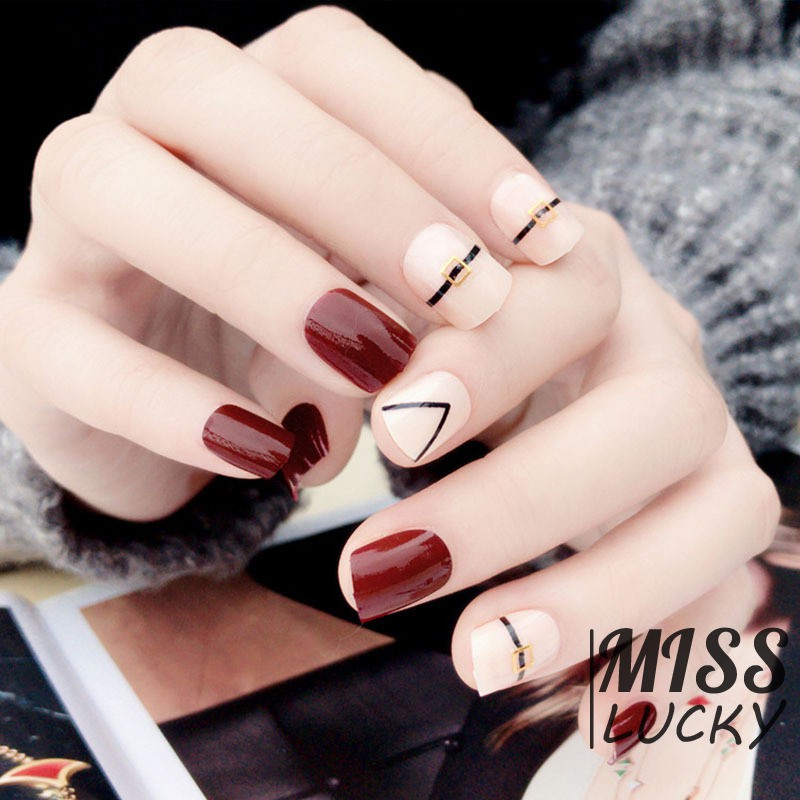 Nhãn dán móng tay kiểu dáng thời trang phong cách