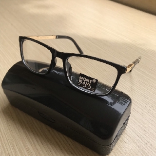 Gọng kính cận Mont blanc