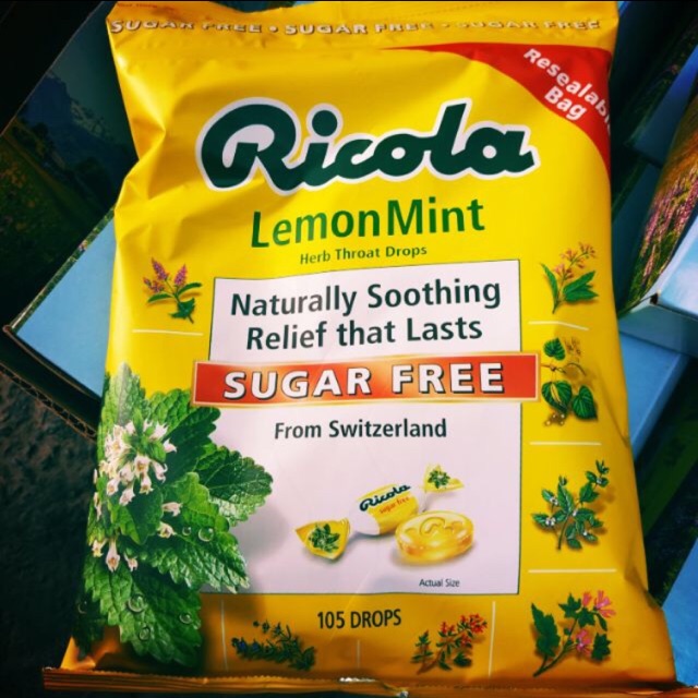 Kẹo ngậm ho không đường Ricola Lemon Mint Sugar Free (Date 12/2022)