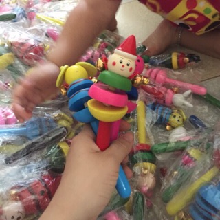 Lục lạc cho bé