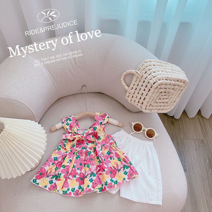 Bộ Quần Áo 3 Lỗ Họa Tiết Hoa Chất Áo Thô Kết Hợp Quần Đũi Cho Bé Gái Từ 7-19kg Mã BL33