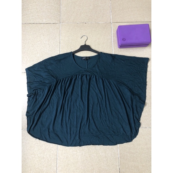 size XL áo thun nữ kiểu cánh dơi màu xanh cổ vịt 2hand mới mịn mát