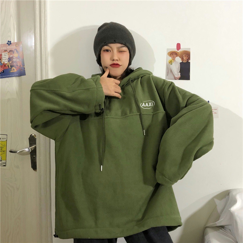Áo Hoodie Màu Xanh Lá Thêu Chữ Phong Cách Vintage