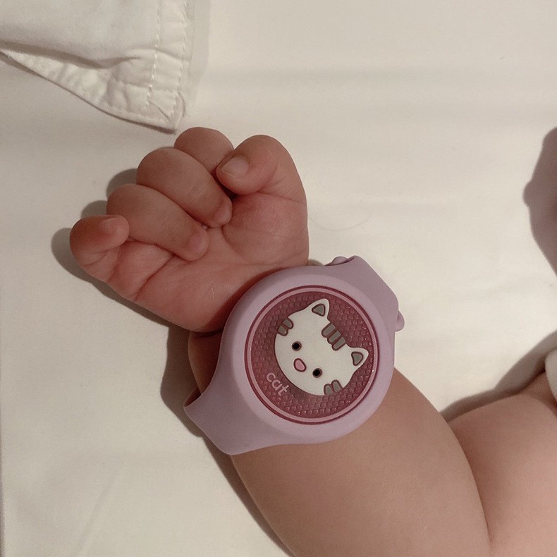 Đồng Hồ Tinh Dầu Đuổi Muỗi Có Đèn Phát Sáng Đáng Yêu Cho Bé