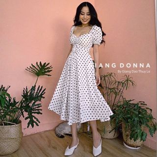 Đầm xoè chấm bi rút ngực