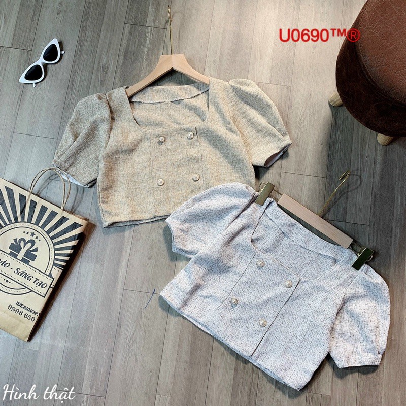 Áo crotop cổ chữ u 4 nút