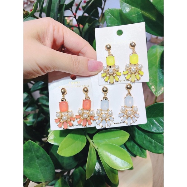 bông tai đính đá sang chảnh, khuyên tai nhiều màu sắc