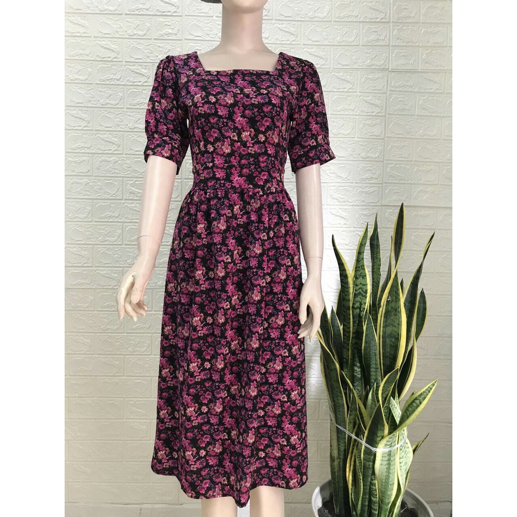 ĐẦM XOÈ HOA TÍM TAY PHỒNG