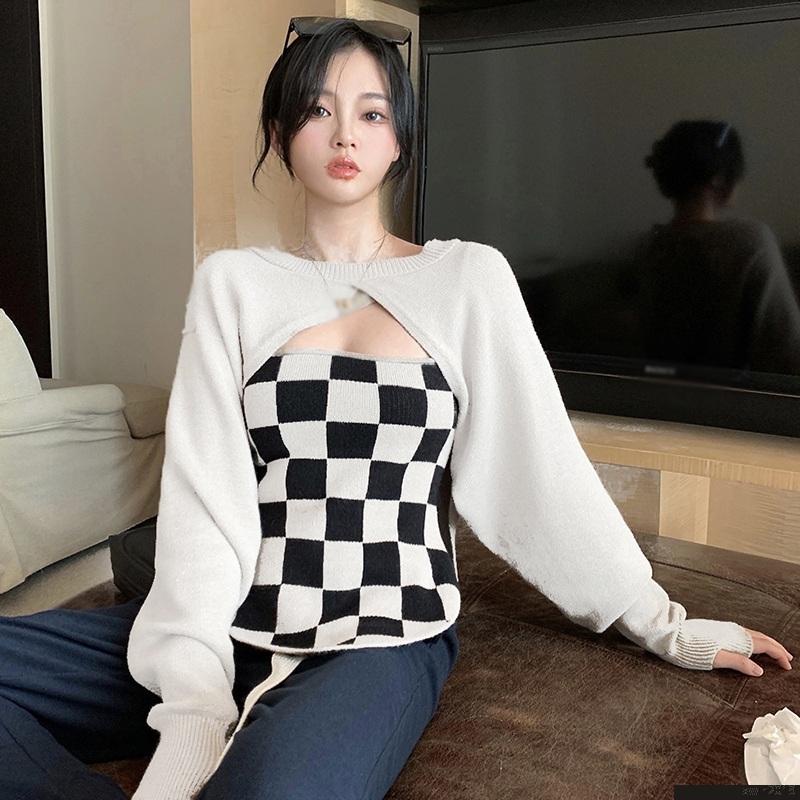 Set Áo hai dây sọc caro + áo thun tay dài thời trang nữ tính áo thun