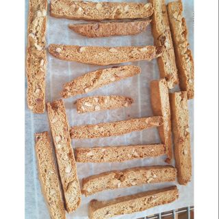 100g Bánh Biscotti keto có hạt