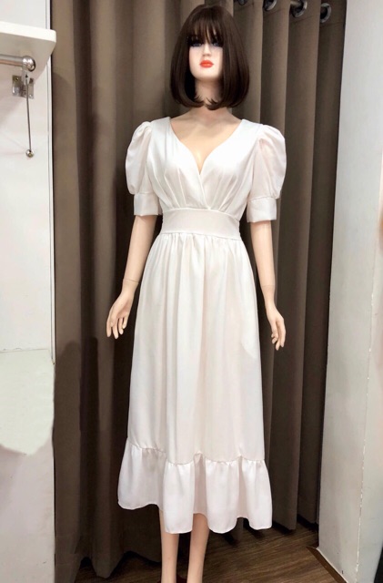 Maxi trắng đuôi cá | BigBuy360 - bigbuy360.vn