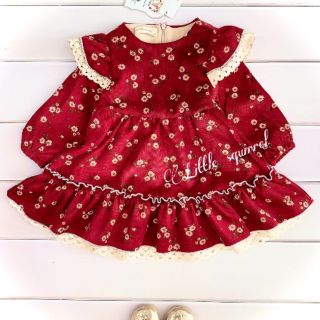 Váy nhung tăm đỏ vintage
