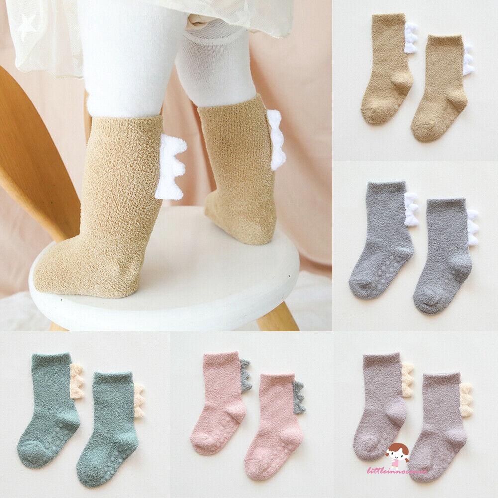 Vớ cotton cổ cao đính cánh thiên thần đáng yêu cho bé gái