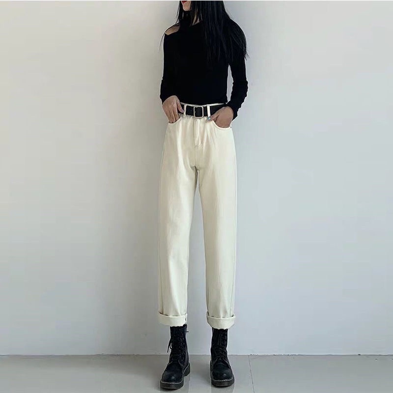 Quần kaki dáng baggy lưng cao