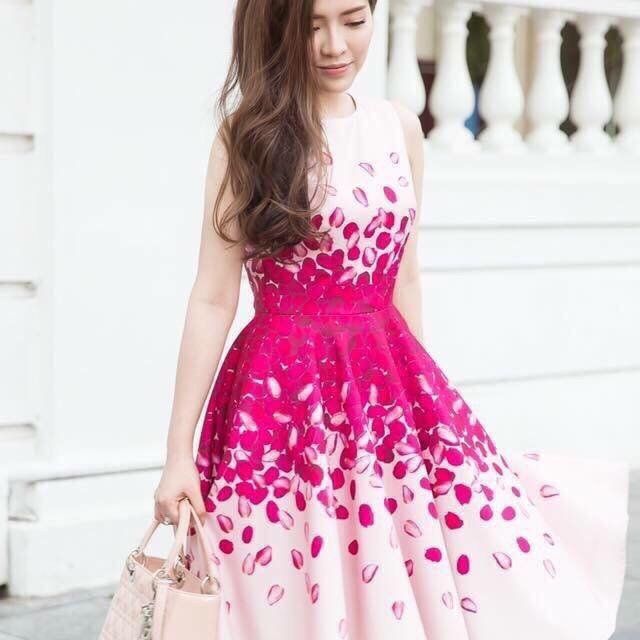 Đầm so sang