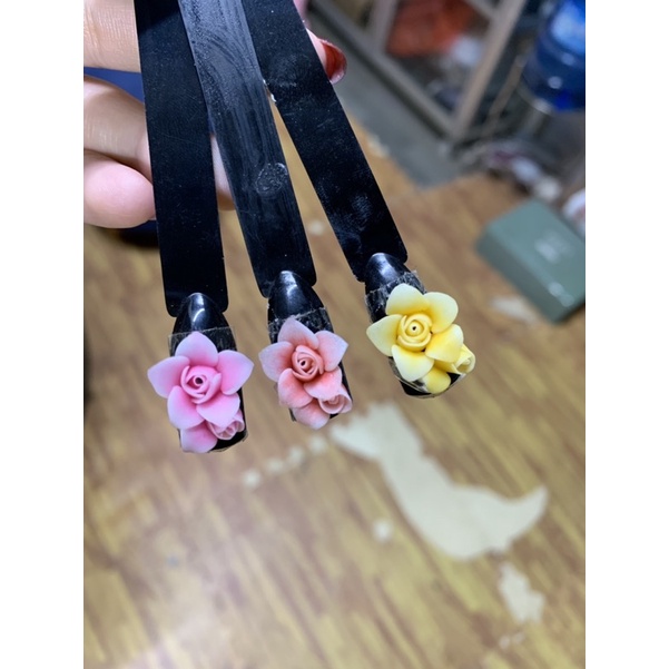 Hồng thanh lý như hình - Hoa bột nail