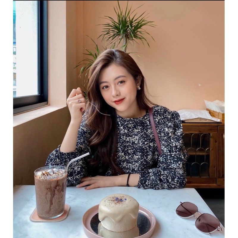 [Mã FAGREEN1505 giảm tới 30K đơn 99K] Váy hoa loang đen eo chun | BigBuy360 - bigbuy360.vn