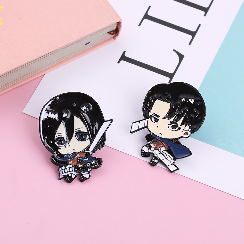 Pin cài áo manga anime Attack on Titan nhân vật Levi Mikasa dòng tộc Ackerman - GC467