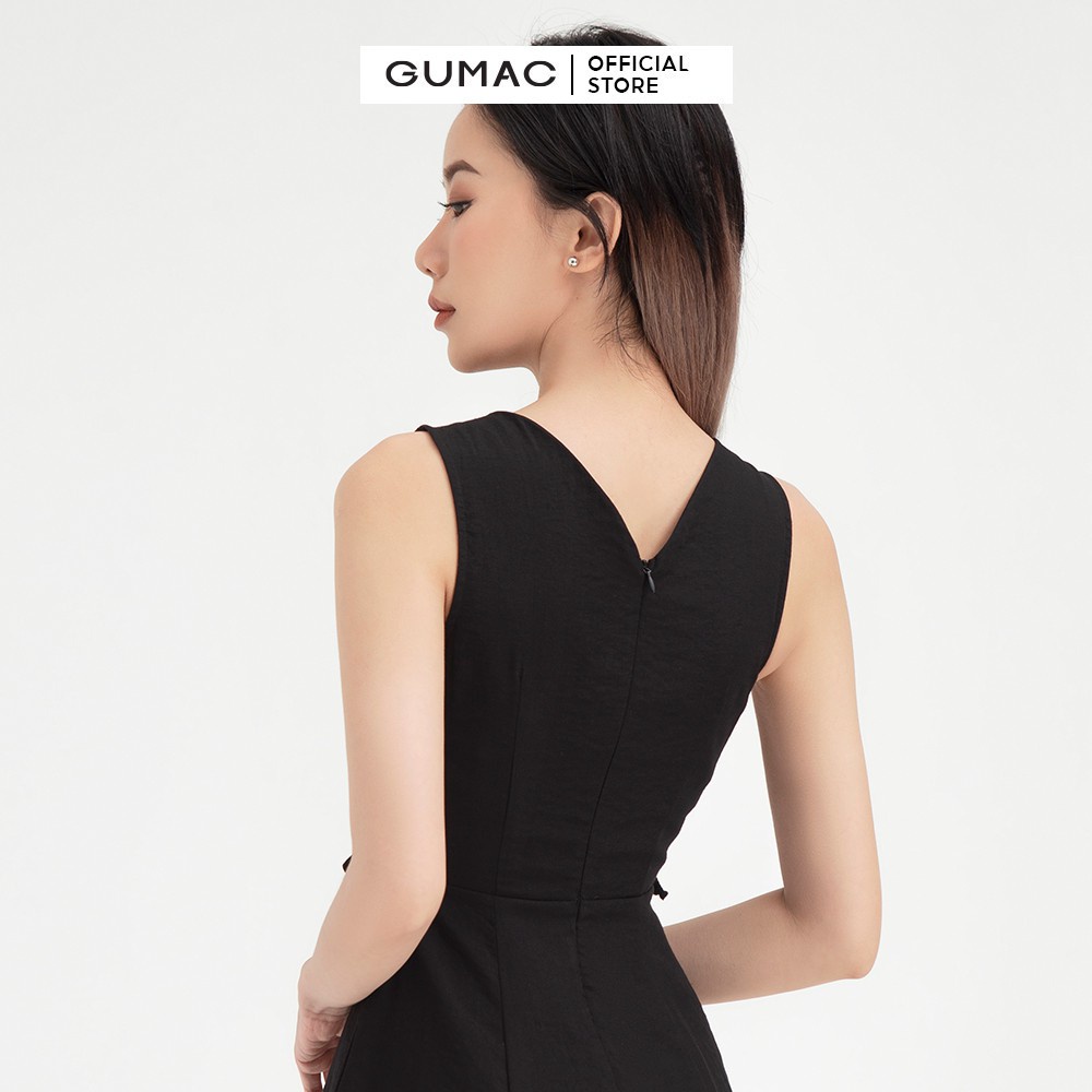 Đầm xòe nữ sát nách xếp vai GUMAC màu đen trơn trẻ trung DB453