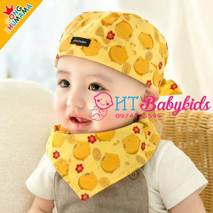 [ MẪU HOT ] – Nón bé trai họa tiết heo vàng kèm khăn
