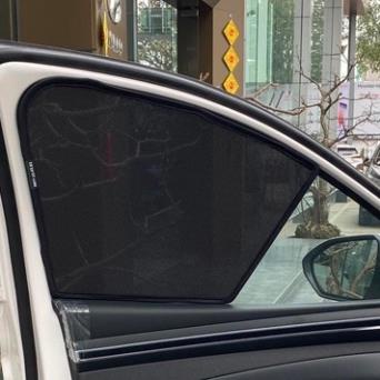 Rèm che nắng xe Huyndai Tucson 2022 - 2023 có hút nam châm cao cấp