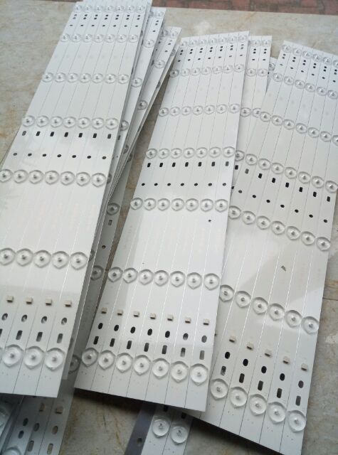 Thanh led 7 bóng 3v  tivi 32 | BigBuy360 - bigbuy360.vn