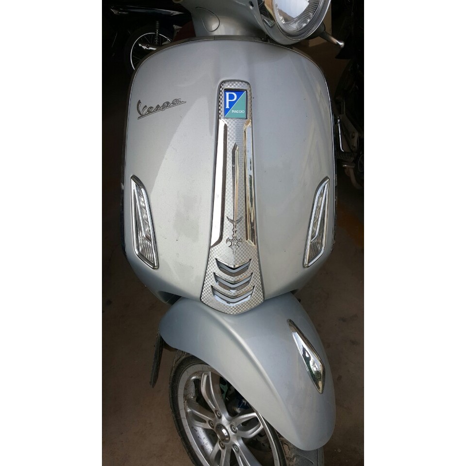 Ốp trang trí xe Vespa Primavera mạ crom Artistar