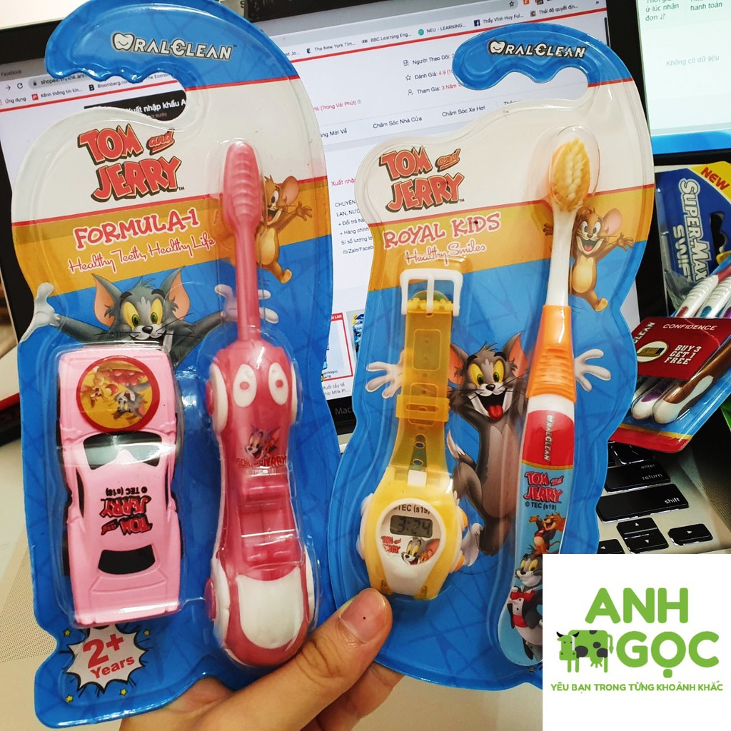 Bàn chải đánh răng Disney lông tơ siêu mềm, hình dáng dễ thương cho bé 2-4 tuổi