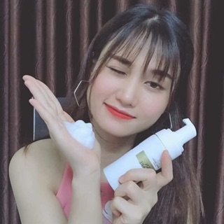 Bọt rửa phụ khoa QUEEN CARE