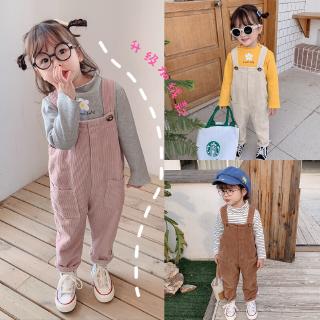 Quần yếm cho bé vải nhung phù hợp cho mùa thu đông