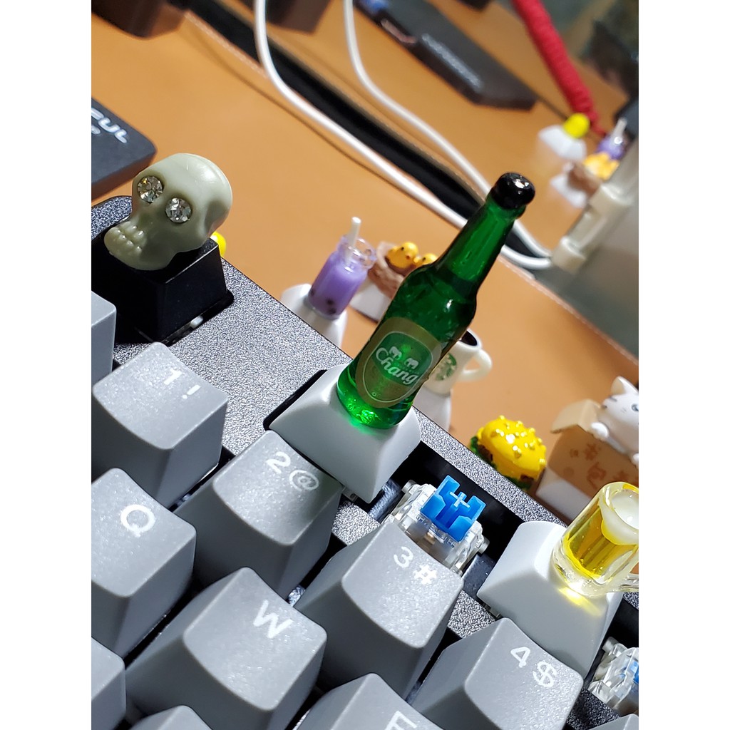 Keycap hình chai bia Chang Thái Lan, nút bấm bàn phím cơ hình chai beer Chang Thailand