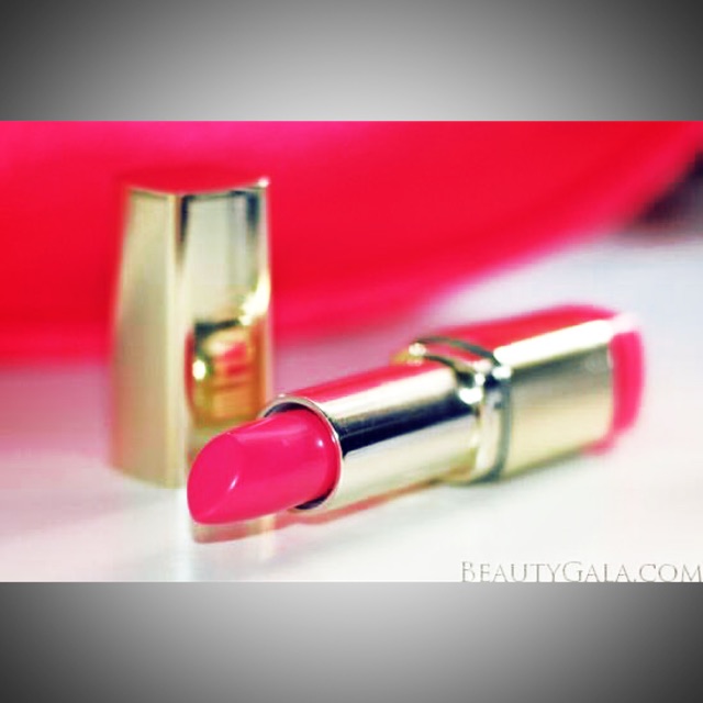 Son môi Milani color Statement