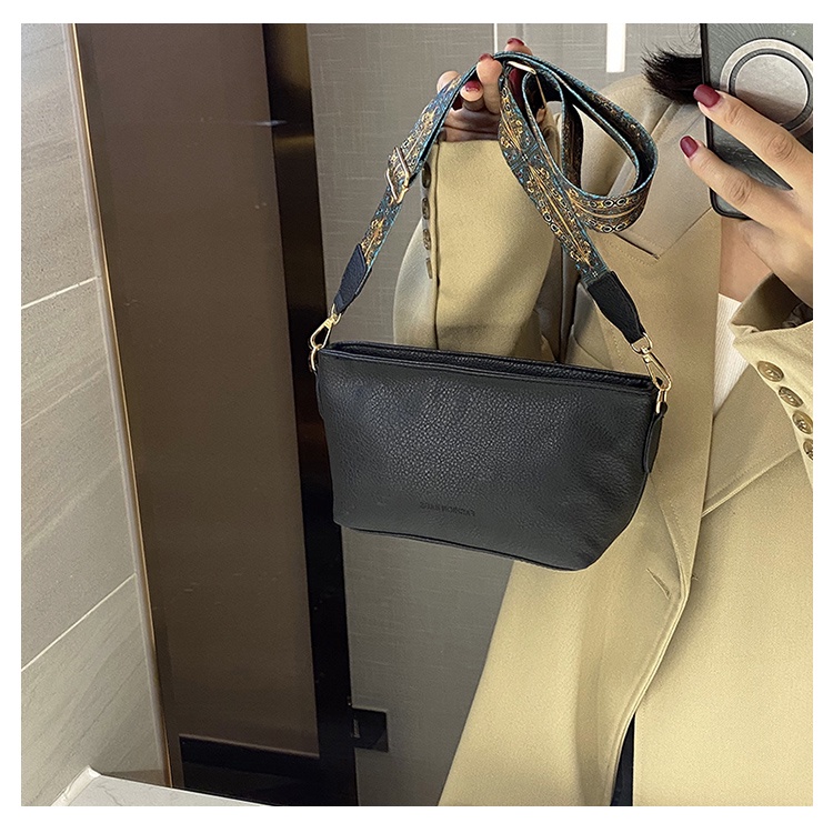 Túi Đeo Vai Thiết Kế Mới Thời Trang Theo Phong Cách retro Dành Cho Nữ