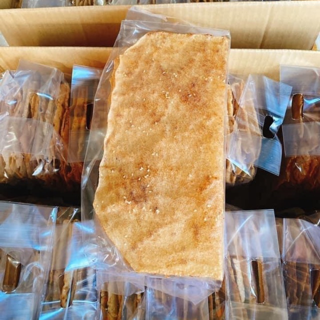 bánh tráng nướng mắm ruốc