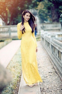 Áo dài truyền thống