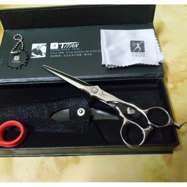 Kéo Titan cao cấp S60