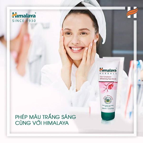 Tẩy tế bào chết sáng da mờ thâm từ cam thảo Himalaya Clear Complexion Brightening Scrub 100ml | BigBuy360 - bigbuy360.vn